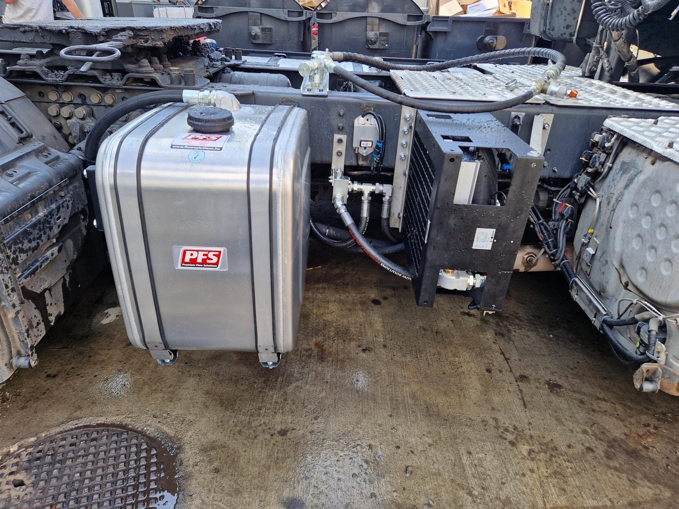 SCANIA with ASA oil cooler