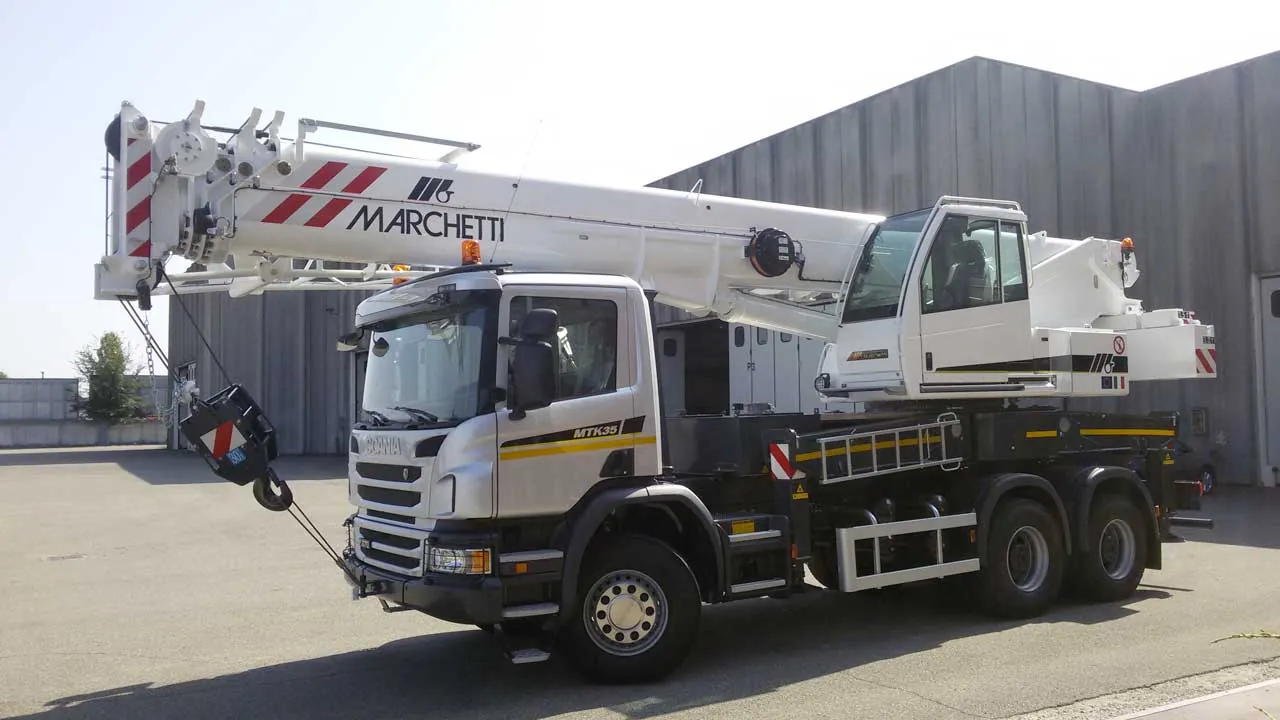 Marchetti MTK 40 – 40 t-s teherautóra szerelt autódaru